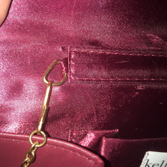 Cute clutch or shoulder bag. - Picture 8 of 8